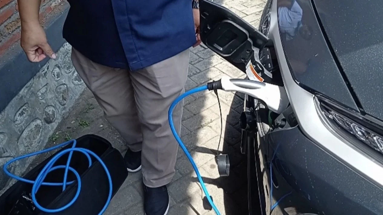 Hemat Minyak: Kendaraan Listrik Jadi Andalan di 2026