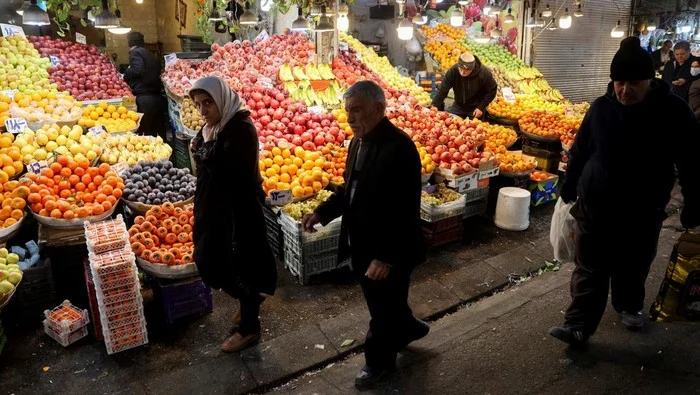 Nilai Tukar Rial: Memahami Perbedaan Rial dan Toman di Iran 2026