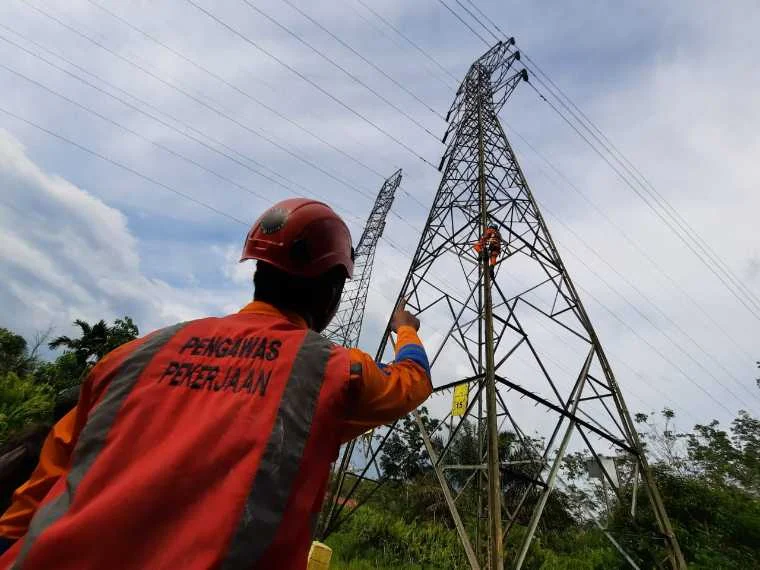 Praka Farizal Rhomadhon: Kisah Heroik Pasukan Raider di Lebanon